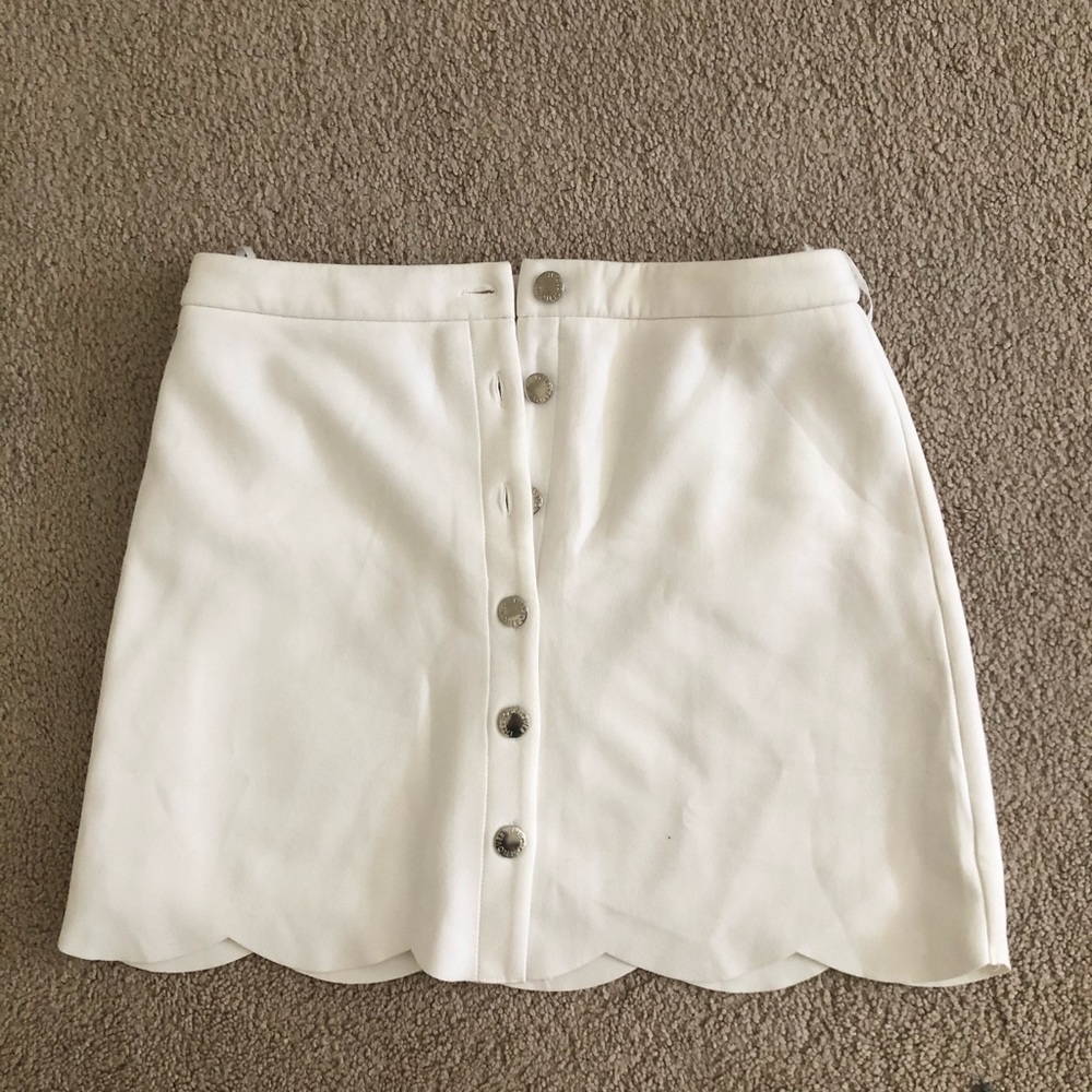 NWOT White suede scalloped skirt